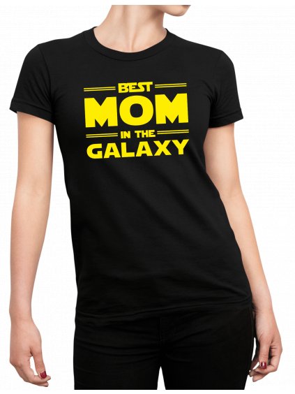 best mom in the galaxy na cernem triku
