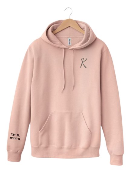 Mikina s výšivkou | Písmeno a datum | černé