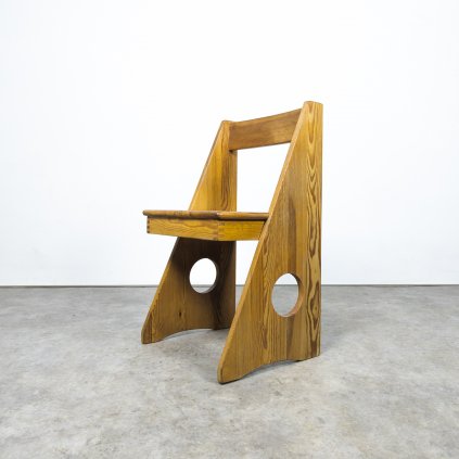 Solid pine sculptural chair by Gilbert Marklund for Furusnickarn