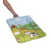 Dětská přebalovací podložka ve světle zelené barvě s motivem Funny Farm 02