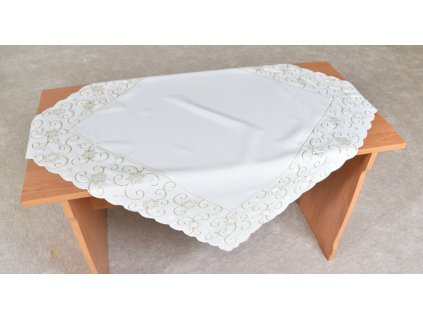 Obrus VYŠÍVANÝ CY5934-4M-V 120x140 cm