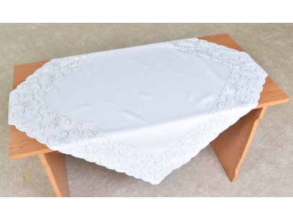 Obrus VYŠÍVANÝ CY5934-5M-V 120x140 cm