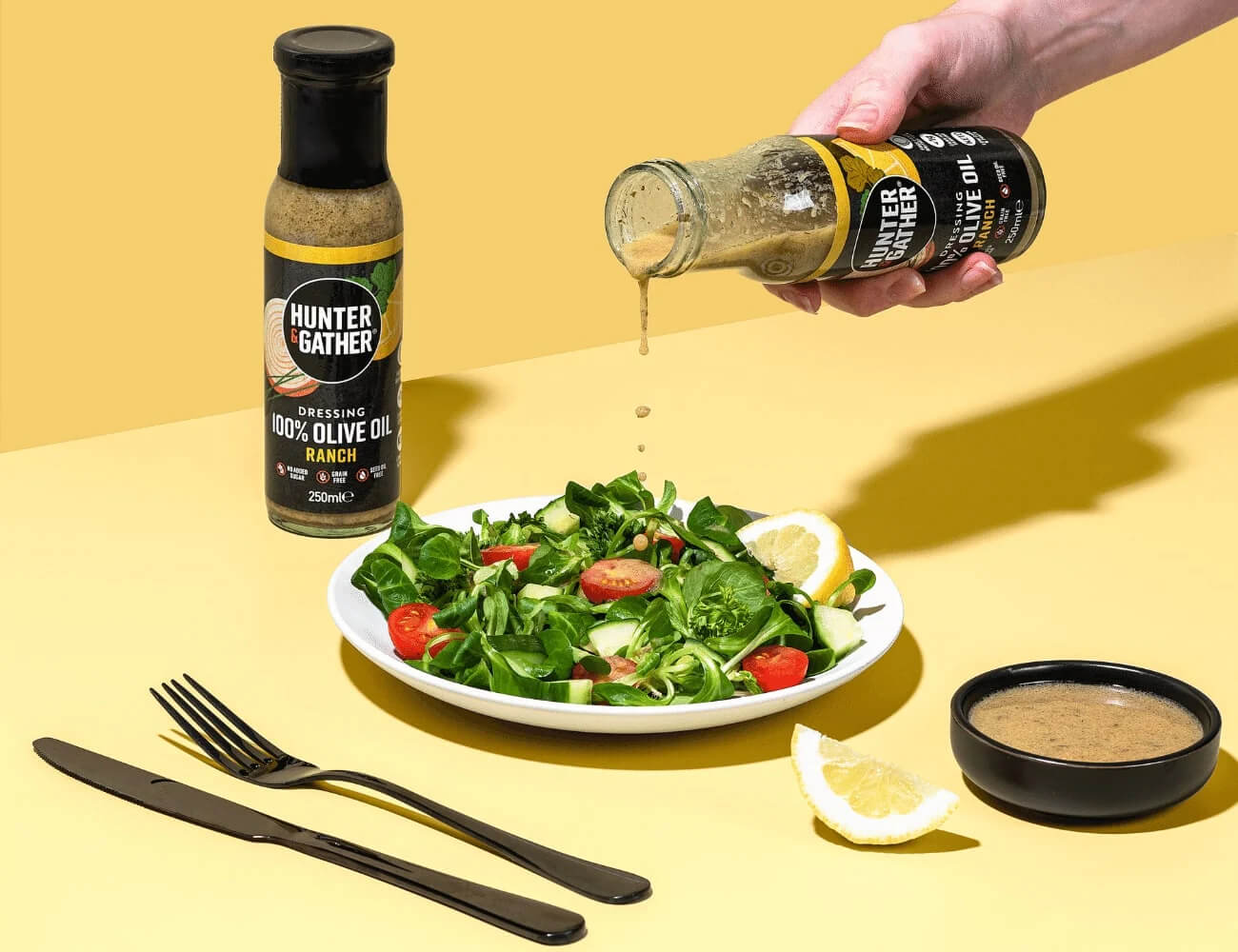 olive-oil-ranch-dressing-pouring-on-salad