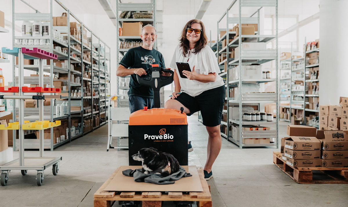 PraveBio.cz - sklad - Jana, Honza, Beruška