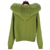 zeleny damsky sveter s kozusinou