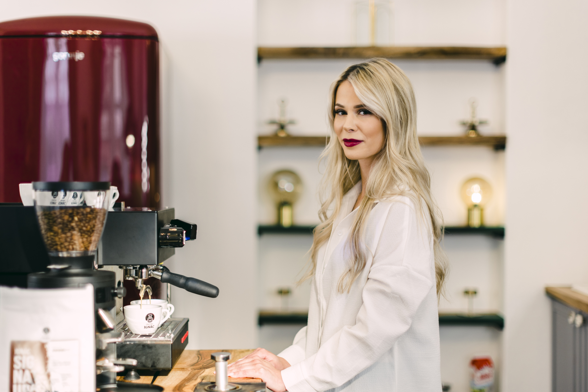 Co obsahuje a jak dlouho působí kofein?