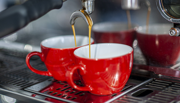 Automatický nebo pákový kávovar?