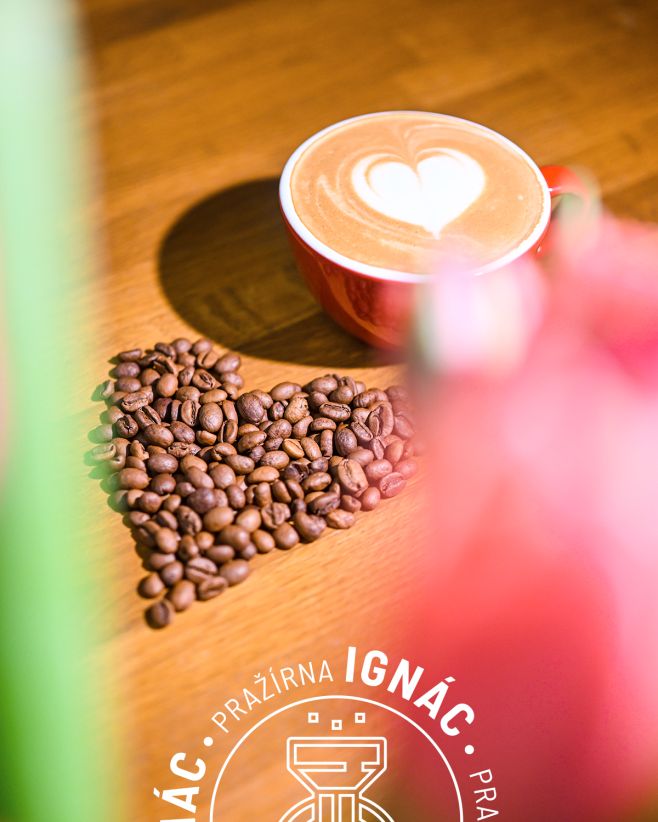 ☕️❤️ Láska a káva = dokonalá kombinace. 14. února slavíme Valentýn – den, kdy si připomínáme ty, které máme nejraději. A...