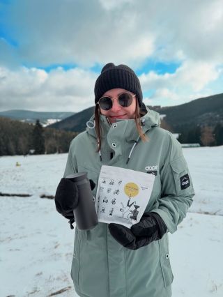 Vzali jsme kafíčko na hory 🏔️☕️ užíváme poslední dny tohoto roku a chtěli bychom vám tady moc děkovat za celoroční přízeň...