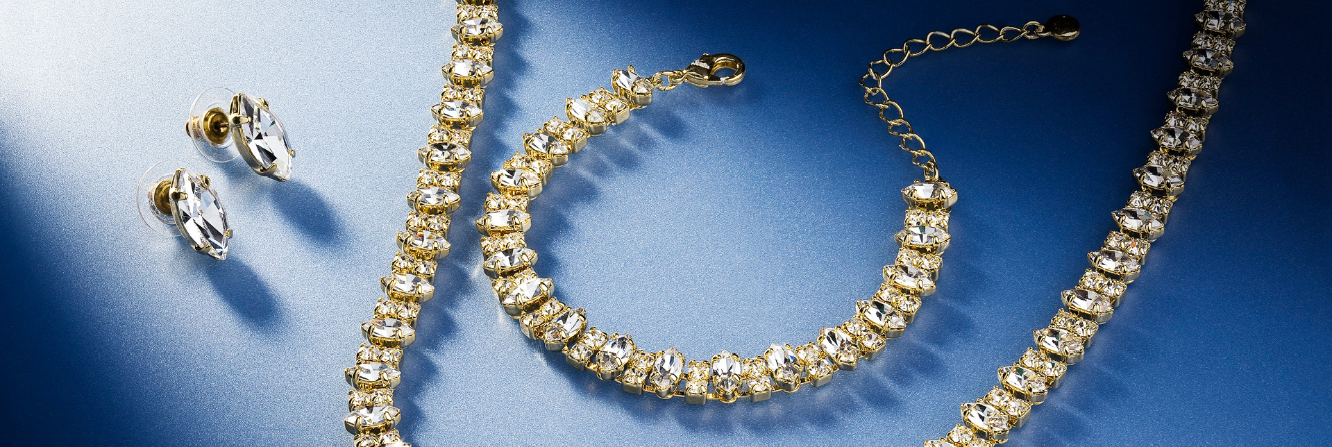 Proč kupovat celou sadu šperků?