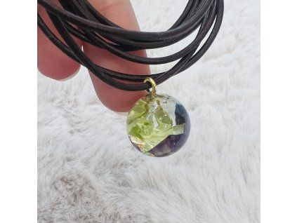 Živicový náhrdelník guľa malá 2