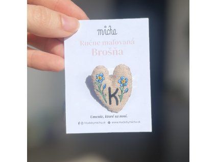Brošňa s iniciálom K