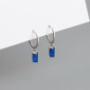 Stříbrné náušnice - visící modrý obdélníkový zirkon NF4005