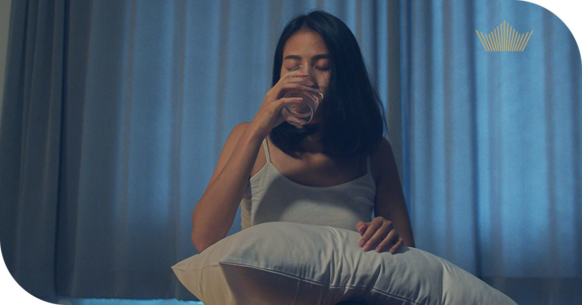 Nočné potenie u žien: Hormonálne príčiny, riziká a riešenie pre zdravý spánok