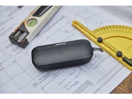 BOSE SoundLink Flex II - Black - obrázok 1