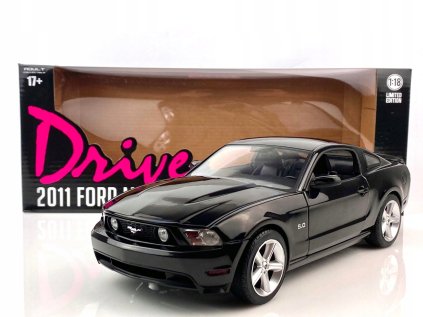 Ford Mustang GT 5.0 Drive - 2011 Greenlight 1:18