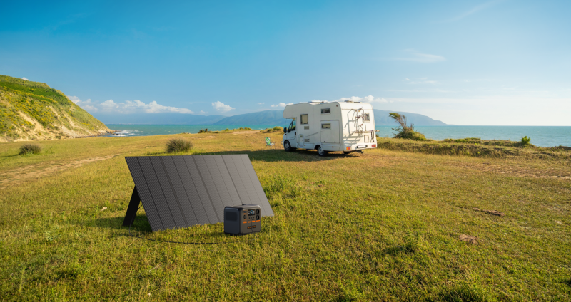 Nabíjecí stanice BLUETTI AC70P – 864Wh, 1000W