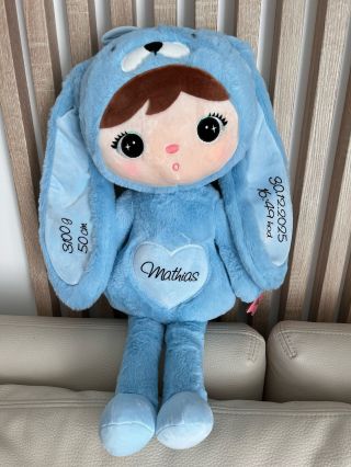 70 cm zajko s menom, dátumom, časom narodenia a mierami dieťatka 💙 Jedna z posledných objednávok 🛍️ Aj tento zajko je...