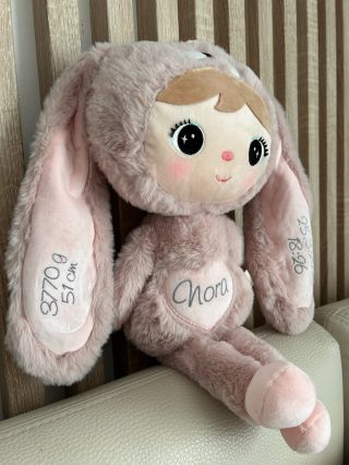 Ružový 50 cm zajačik je opäť dostupný 🩷🐰 Dobré ránko, mám pre vás dobrú správu! Opäť môžete objednávať 50 cm ružového...