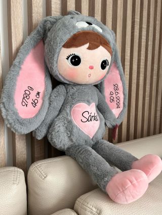 20% ZĽAVA na personalizované hračky 🐰 Použi kód: HRACKY20 Toto je jedna z vašich krásnych objednávok 🙏🏼 70 cm zajačik s...