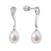 Strieborné náušnice visiace s oválnou riečnou perlou a zirkónmi biele 21097.1B