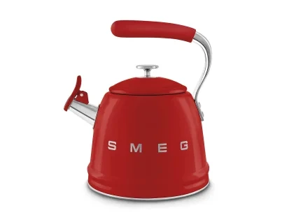 konvice smeg cervena
