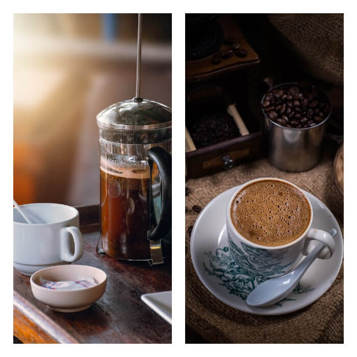French press kávovar a šálka plnä horúcej kávy