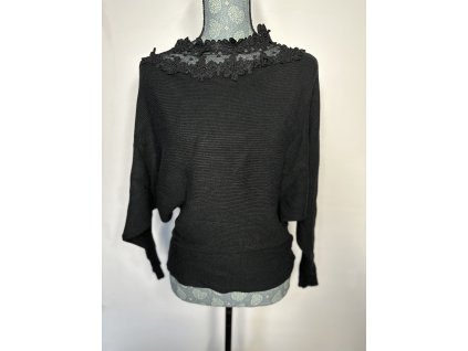 Černý top s krajkou Memory & Co