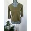 Olivově zelené tričko s 3/4 rukávem