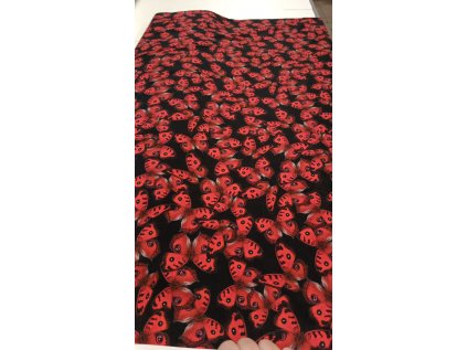 103705 bavlneny uplet standard motyli na cerne v2201133a odhad inv