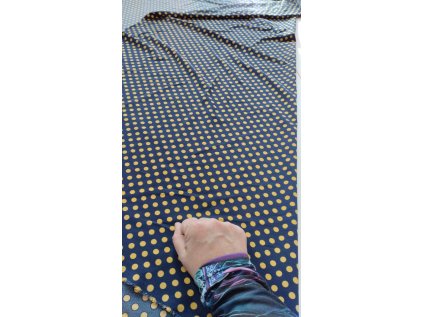 110800 xx5012738b silk imitace hedvabi puntik horcice na modrem podkladu delka 15 5m ok02