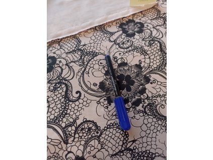 Bavlněný úplet, rotační tisk, květy na sv.meruňkovém podkladu, LG40312, I09