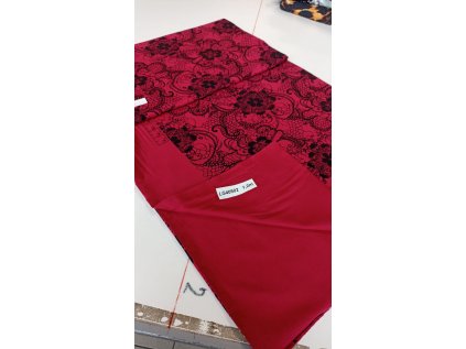 Bavlněný úplet, rotační tisk na tmavě malinovém podkladu, šíře 180 cm, LG40502, I09