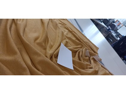 FT2096H TEPLÁKOVINA 230 g/m2 se stříbrnou nitkou, horčice, INV