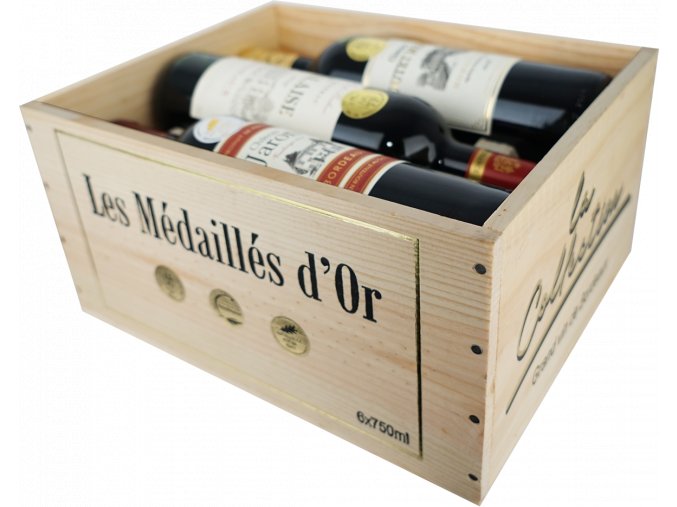 MEDAILLES D'OR COLLECTION 4 wooden case from above 3