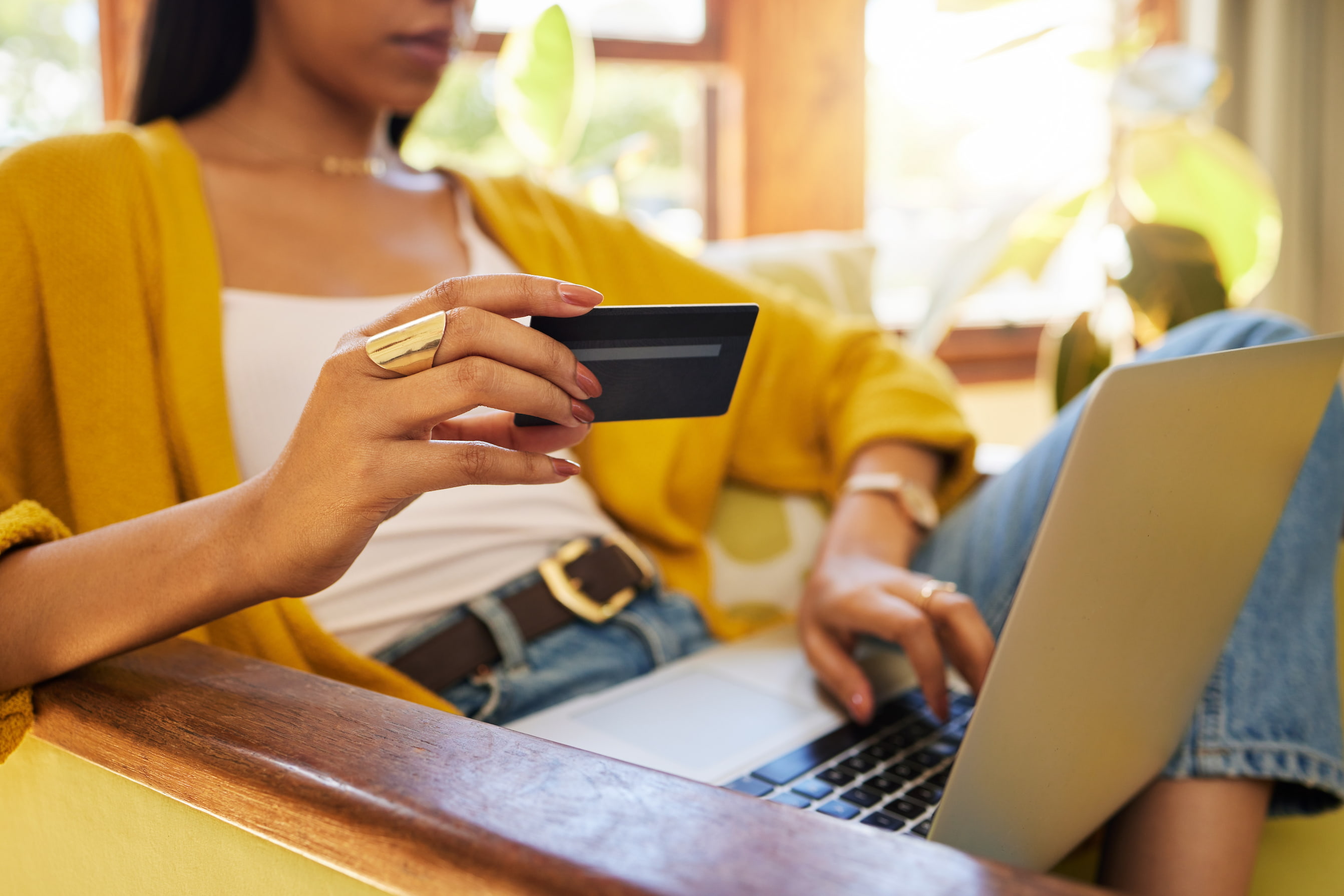 moneyhub-payments-secureonlinepayment-hero