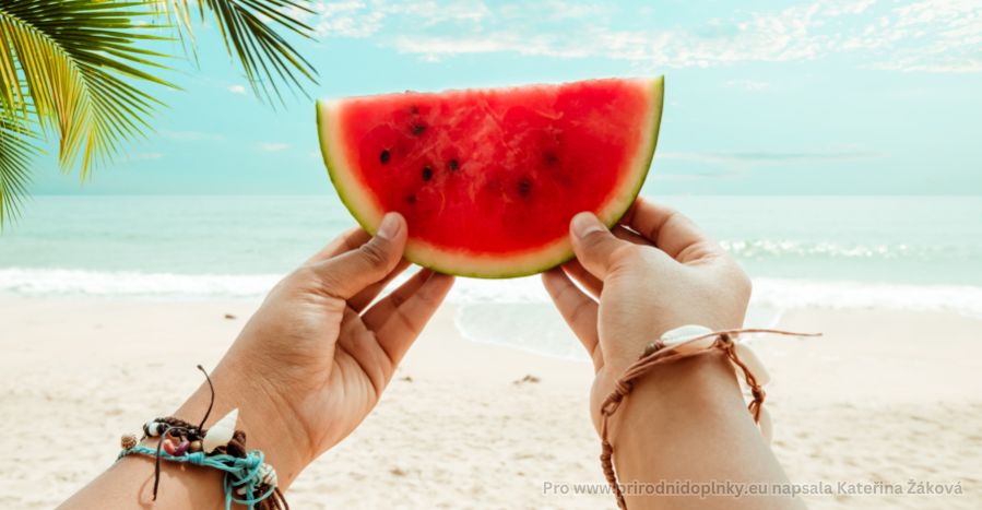 Jaké sezónní ovoce a zeleninu zařadit do jídelníčku v létě?