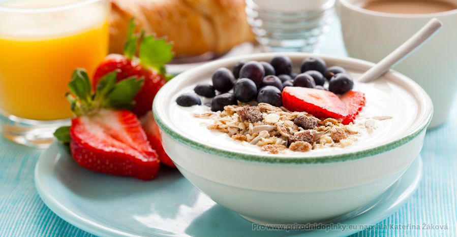 Snídaně - Klíč ke zdravému dni nebo zbytečný rituál?