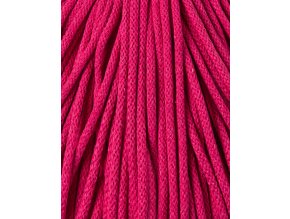 hot pink 3mm detail
