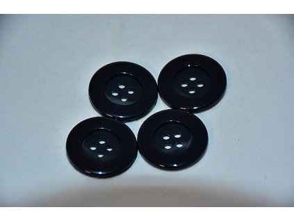 Knoflík plastový čtyřdírkový 23mm černý