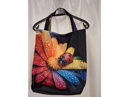 Taška vzor č.52 - barevná květina s beruškou