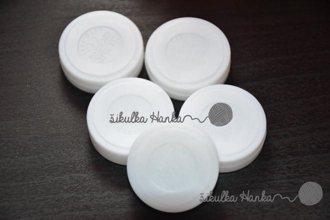 Chrastítko placaté 22mm