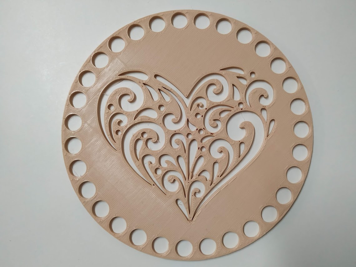 Víko/dno na košík 14,5cm - srdce ornament béžová