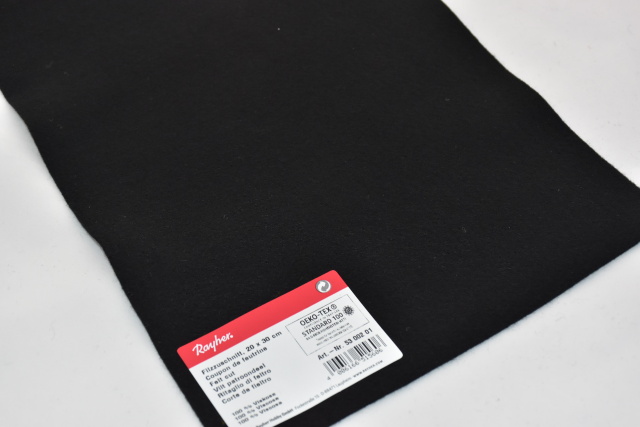 Filc černá 5300201