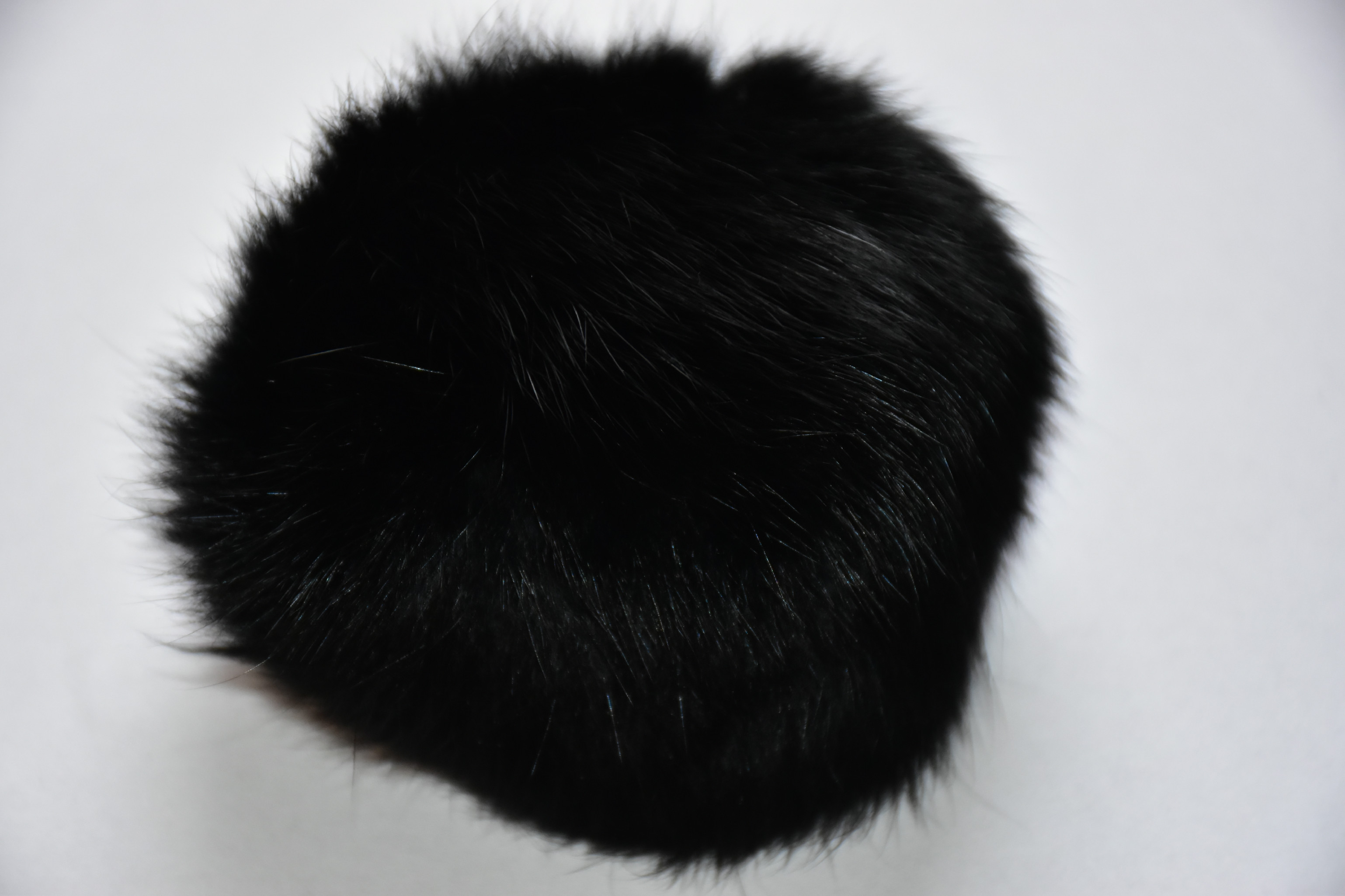 Bambule 10cm kožešina králík 901 černá