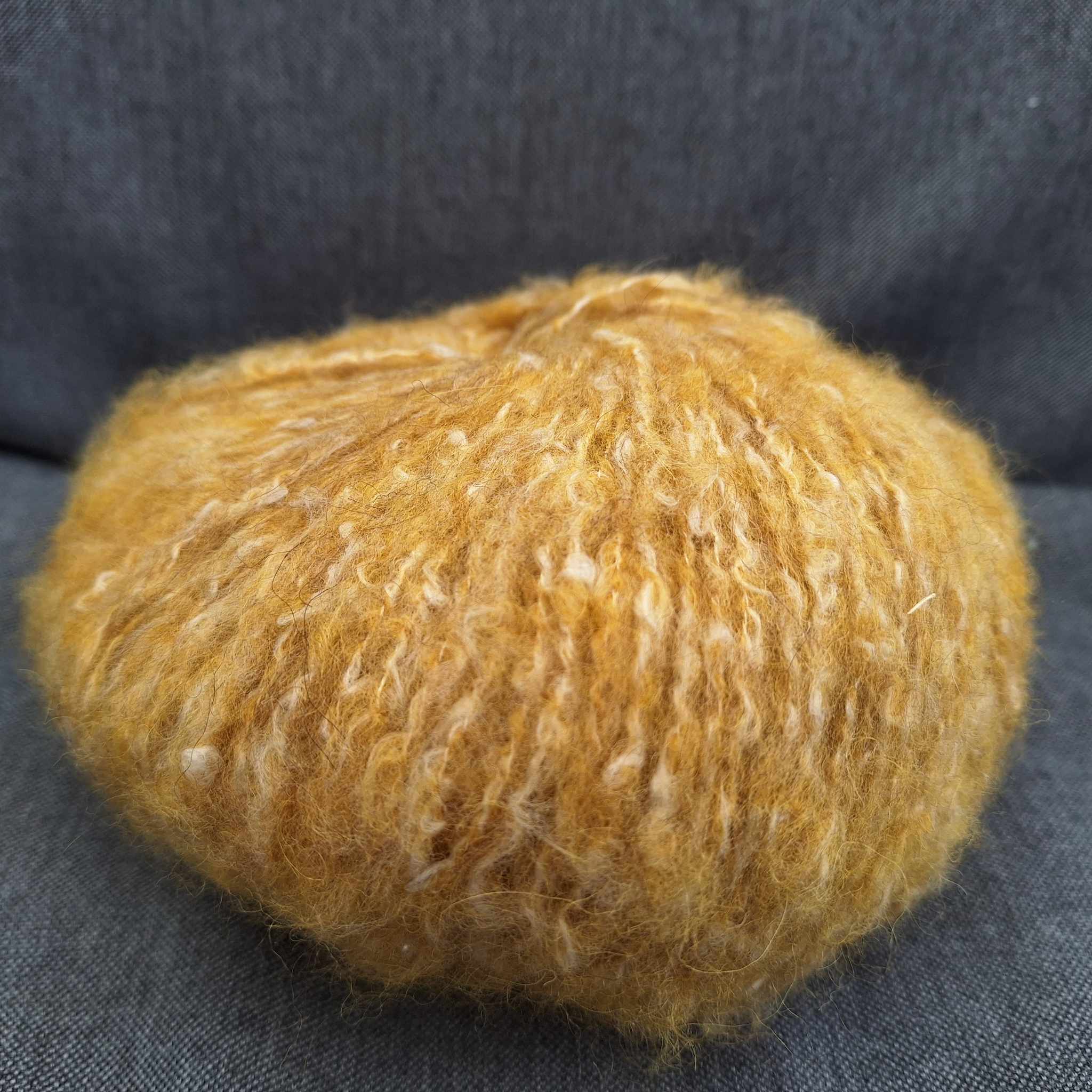 Elisabeth 07 hořčicově žlutá