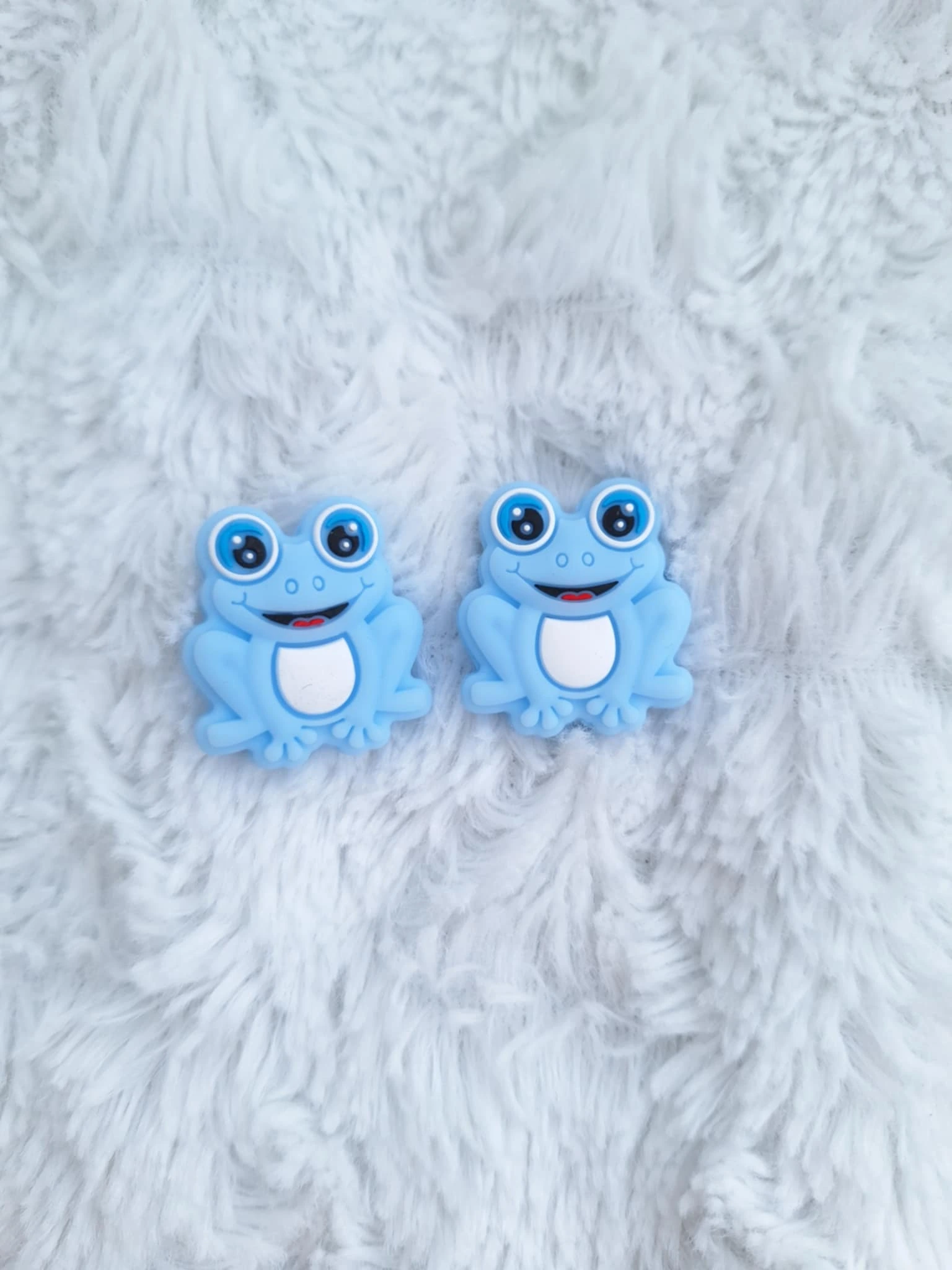 Silikonová zarážka na jehlice - Žáby modré - 2ks