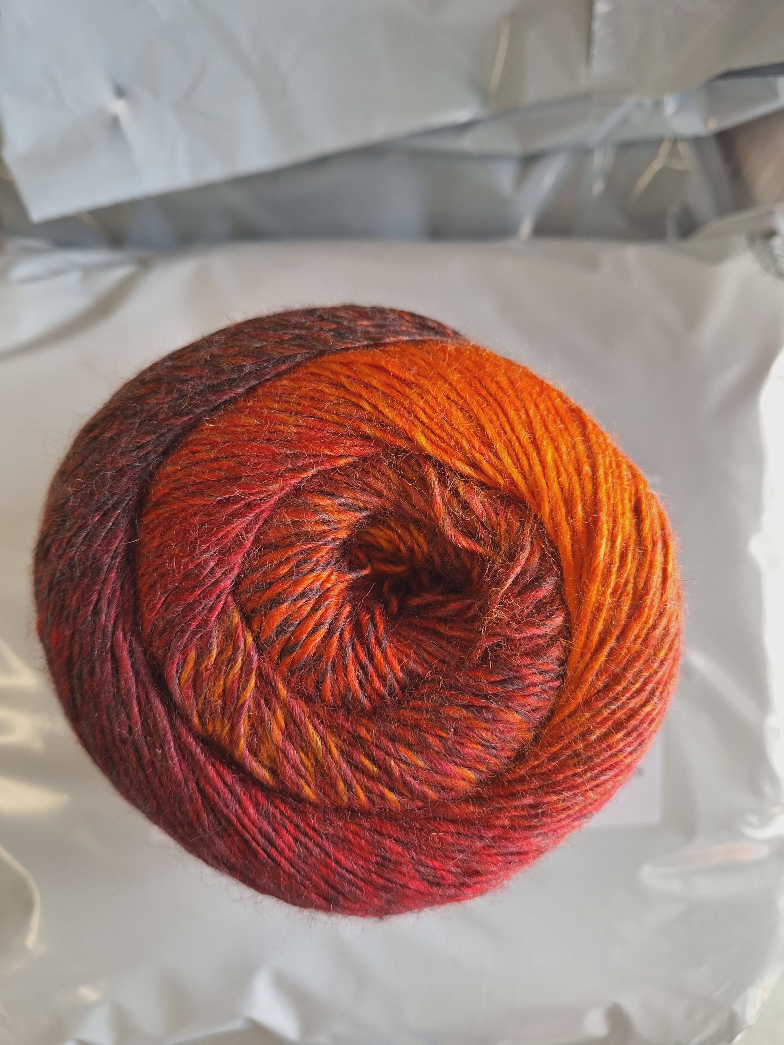 YarnArt Příze Mirage 5311/2 oranžovo-hnědá - vyýraznější probarvení