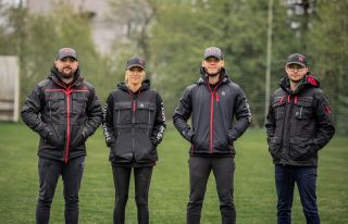 Čtyři roční období, nekonečno možností. Buďte vždy připraveni ☀️💨🌧️❄️ #psiobleceni #thankyou #iqdogsport #cynology...