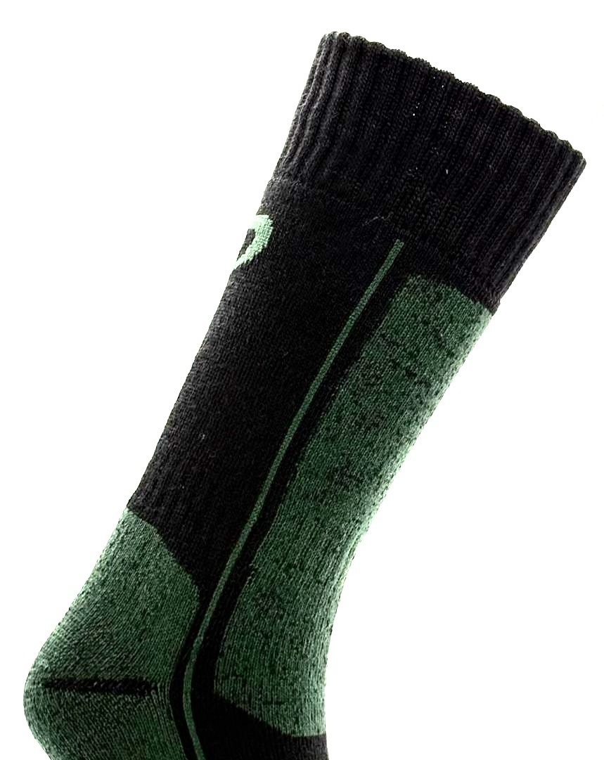 Vyztužená holeň a pružné zóny ponožek PRO-MERINO